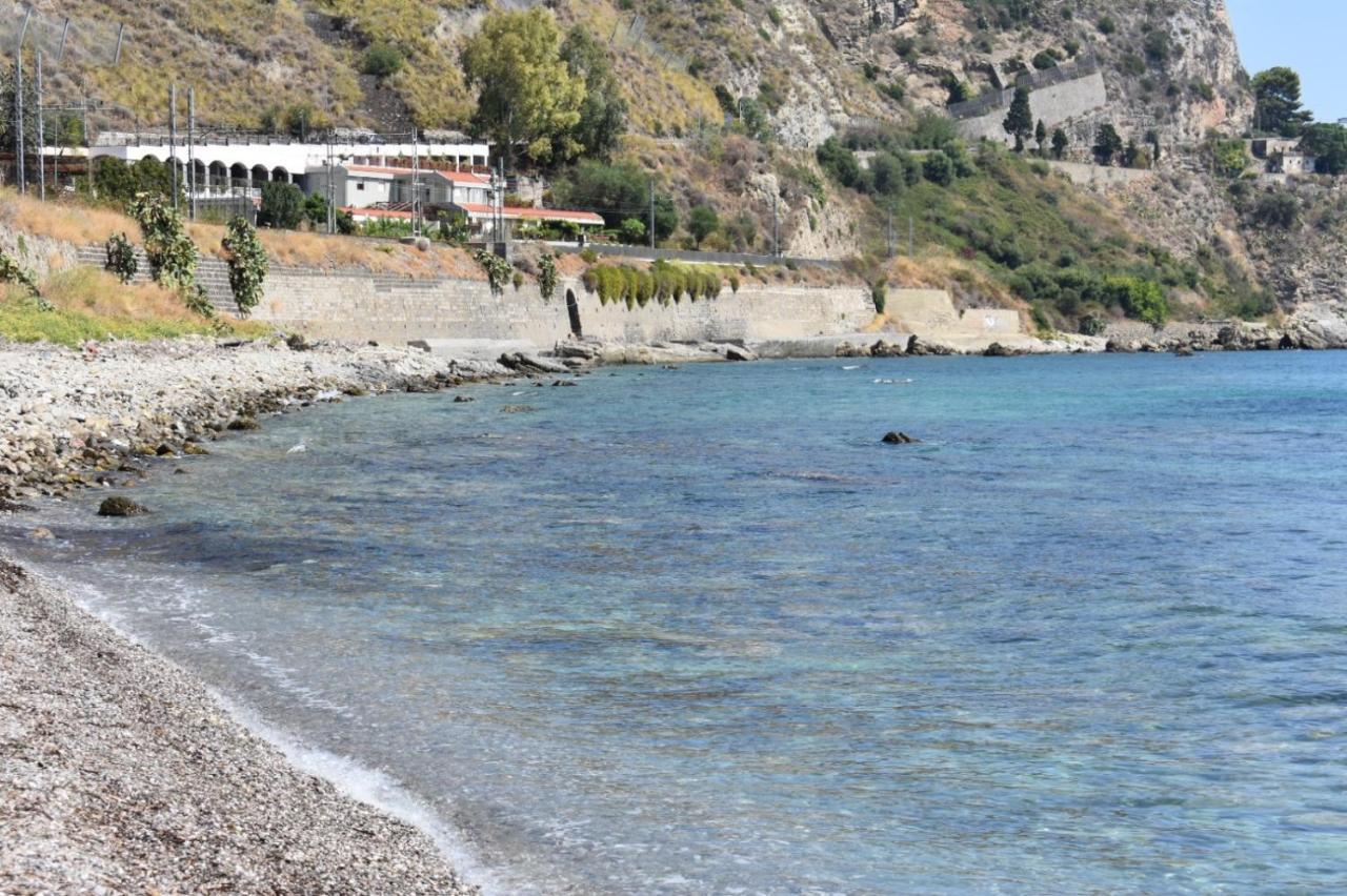 Holiday Home Gionny & Mary Taormina Exteriör bild
